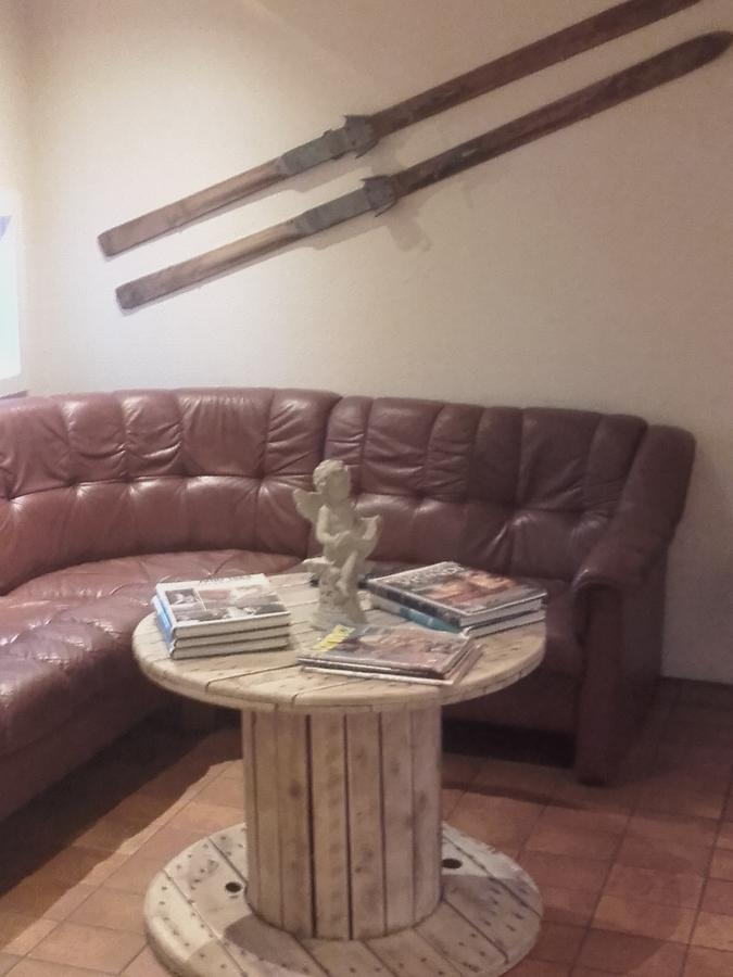 Eidar Guesthouse Екстер'єр фото